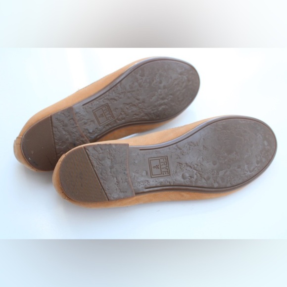 Frye flats - Picture 8 of 9